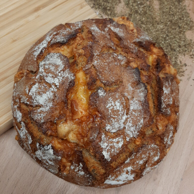 Ein Laib Käsebrot