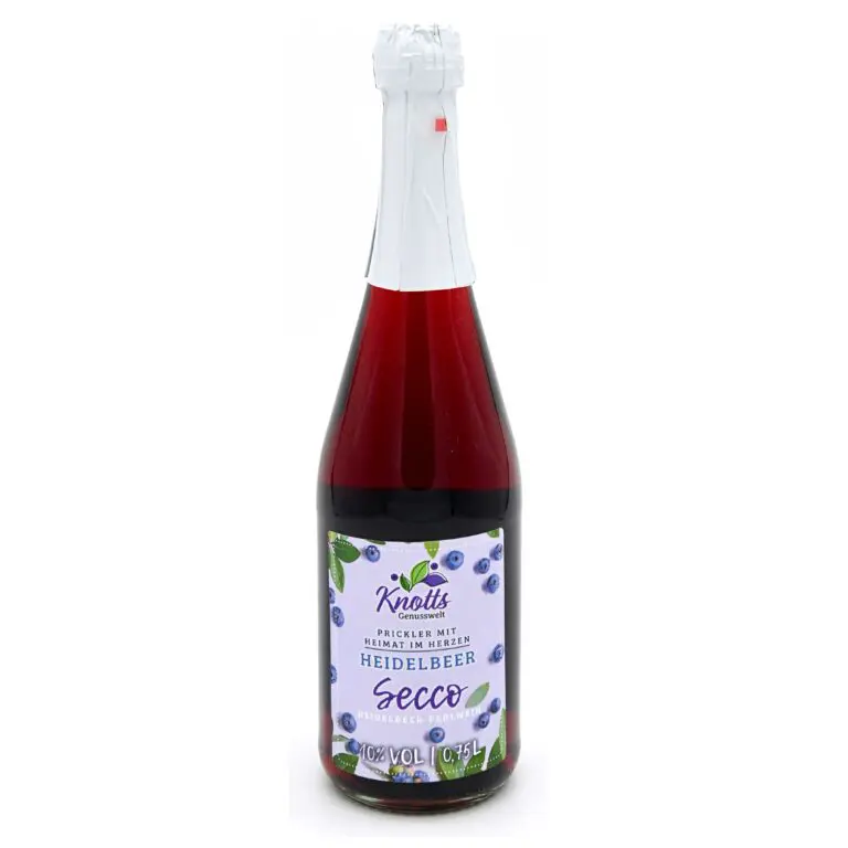 Roter Heidelbeersecco in Glasflasche