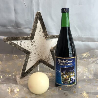 Heidelbeerglühwein auf Sternendeko