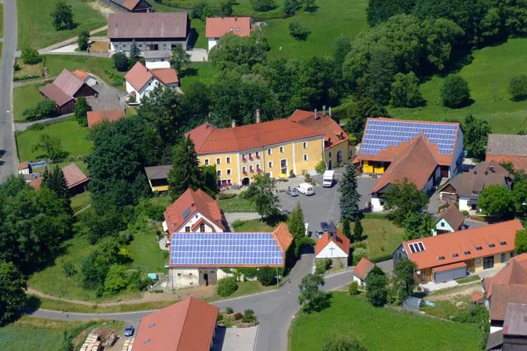 Brauerei Fuchsberger Luftaufnahme im Wald