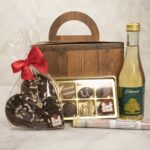 Auf die Liebe, Valentinstag, Pralinen, Eibecco, Secco, Herz Schokolade, Rosenblüten-Salz