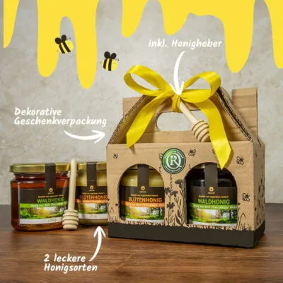 Geschenkset mit regionalem Blütenhonig und Waldhonig inklusive Honigheber vor gelbem Honig-Designhintergrund